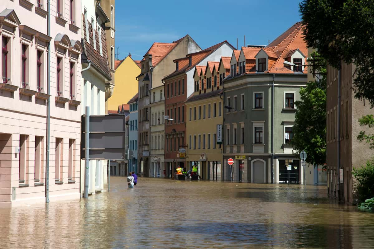 Flood Barriers for Schools and Public Buildings